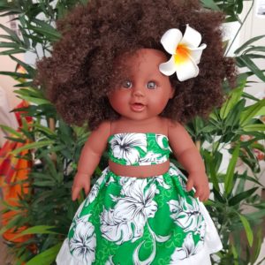 AMY-ROSEMARY COLIBRI MALOYA VERT (POUPÉE NOIRE H 30CM)